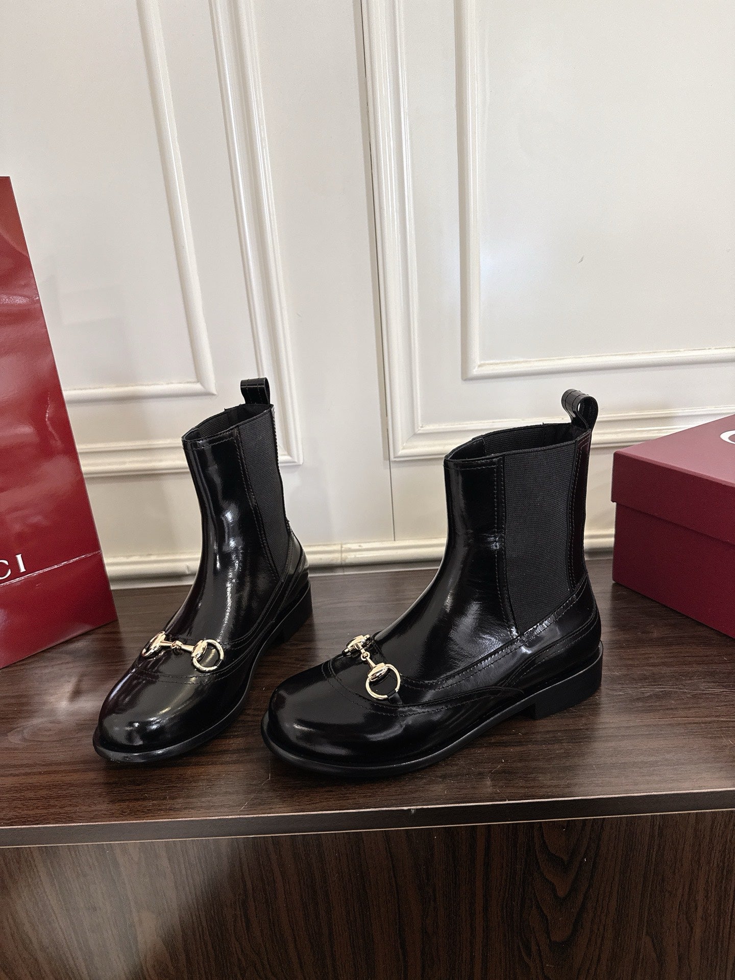 Guc New Horsebit Martin Boots