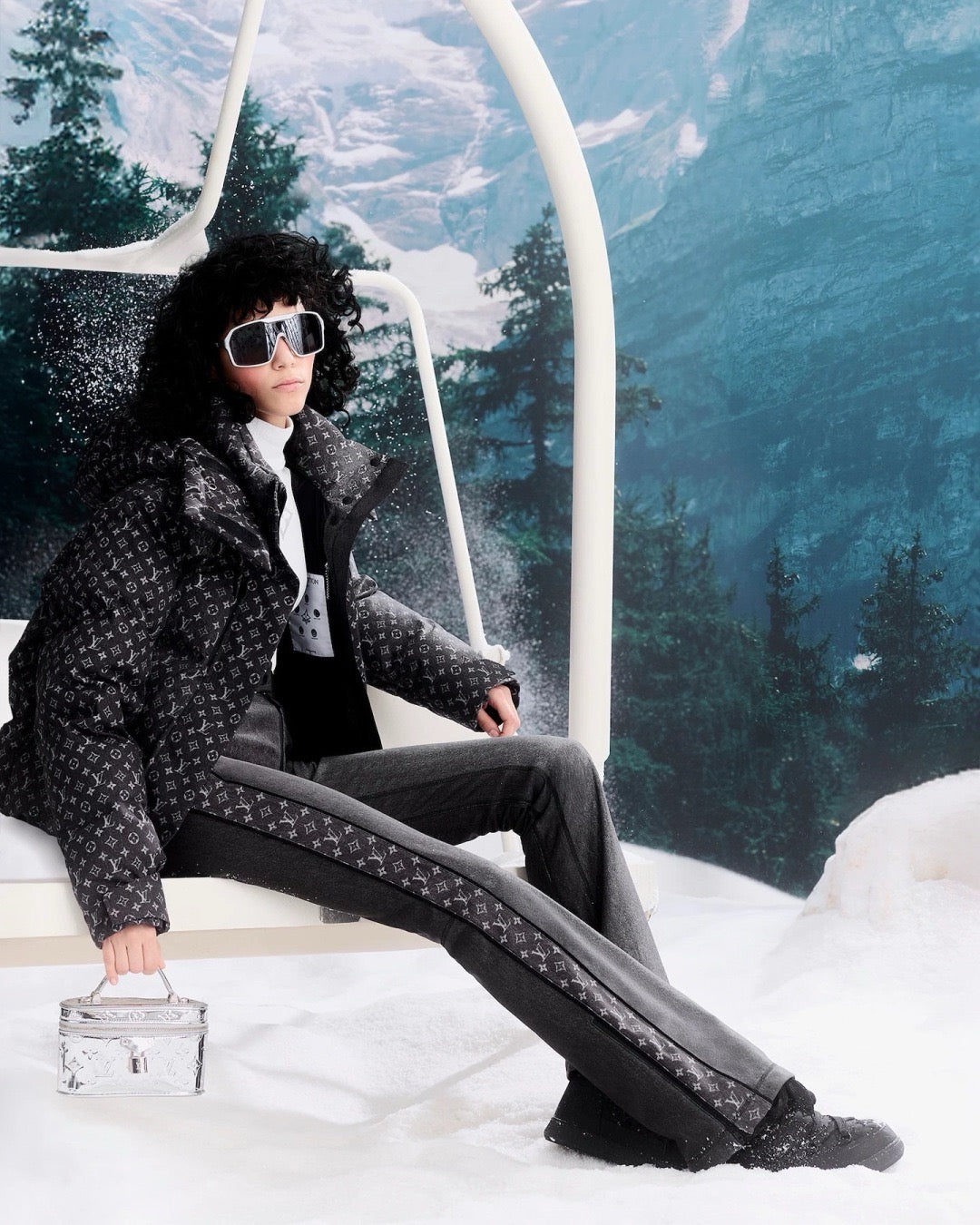 Louis NEWflared jeans