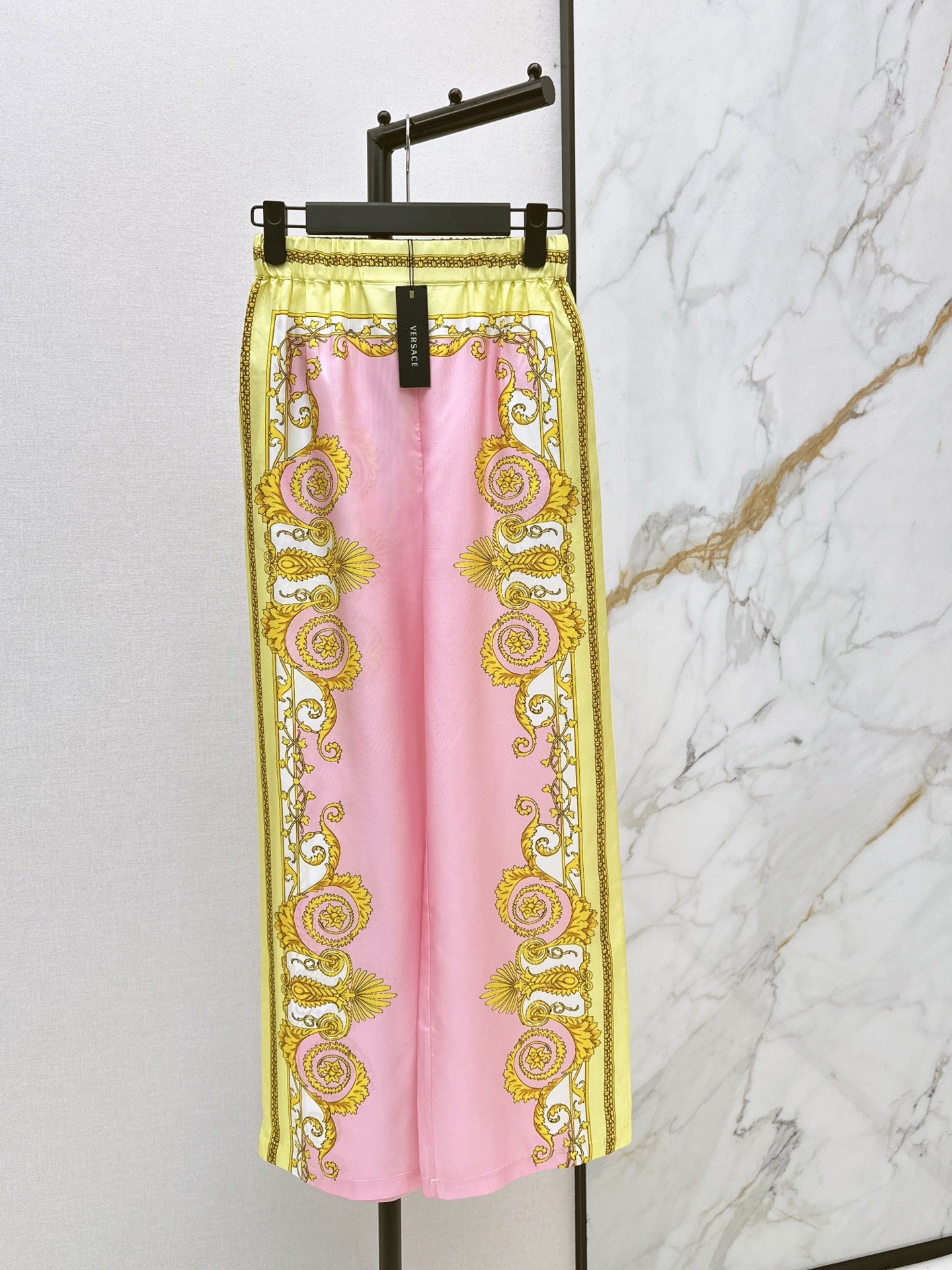 Vers NEW Printed silk pants