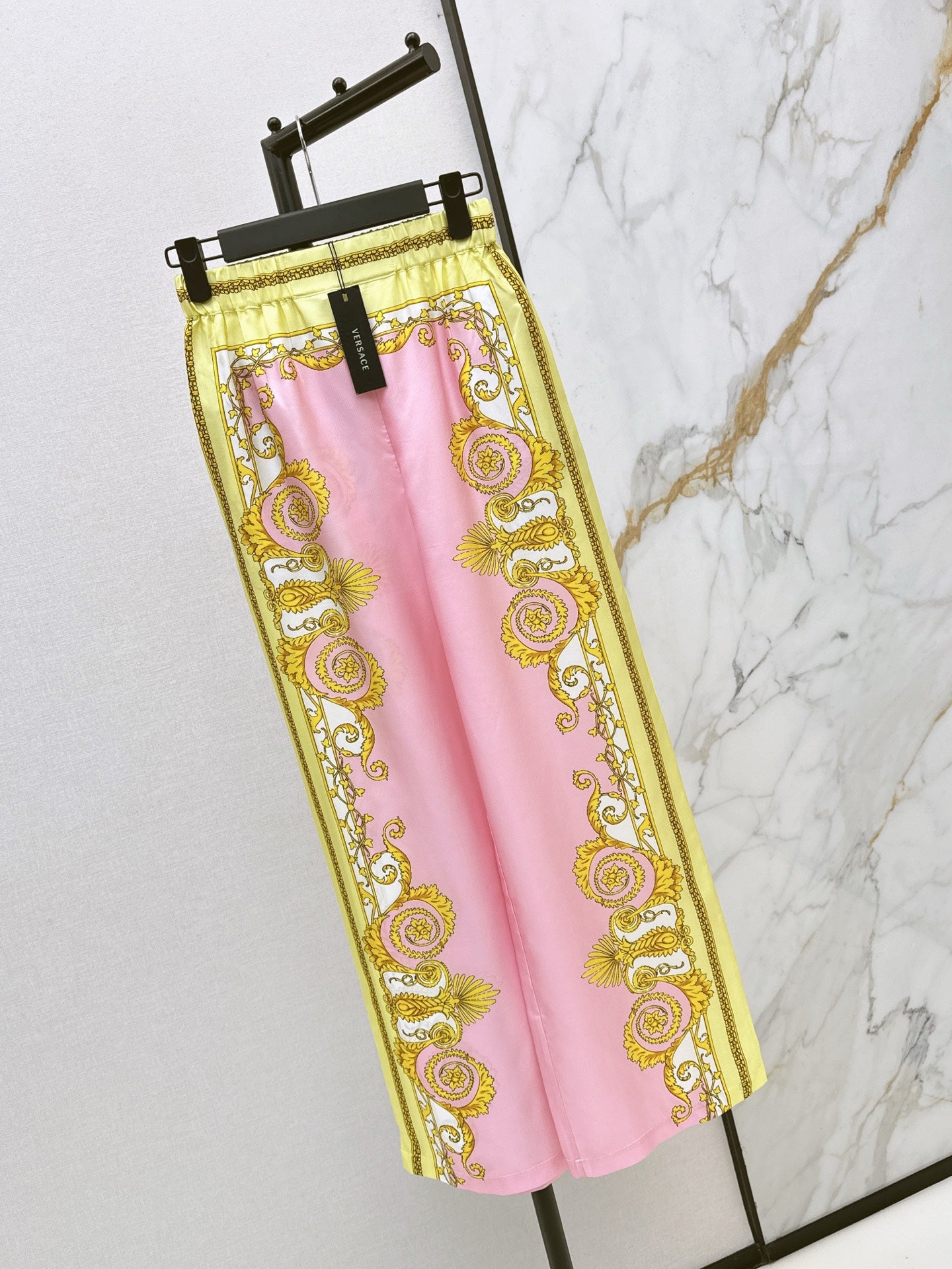 Vers NEW Printed silk pants