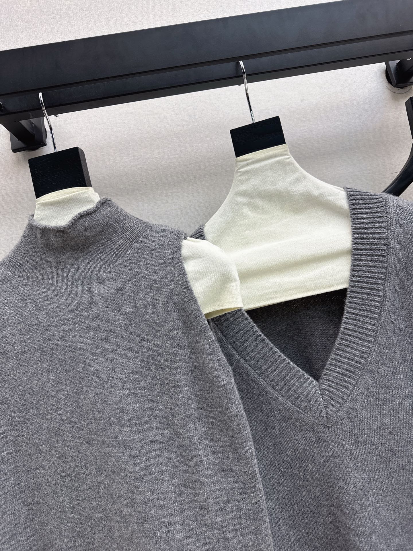 Brun NEW Knitted three-piece set