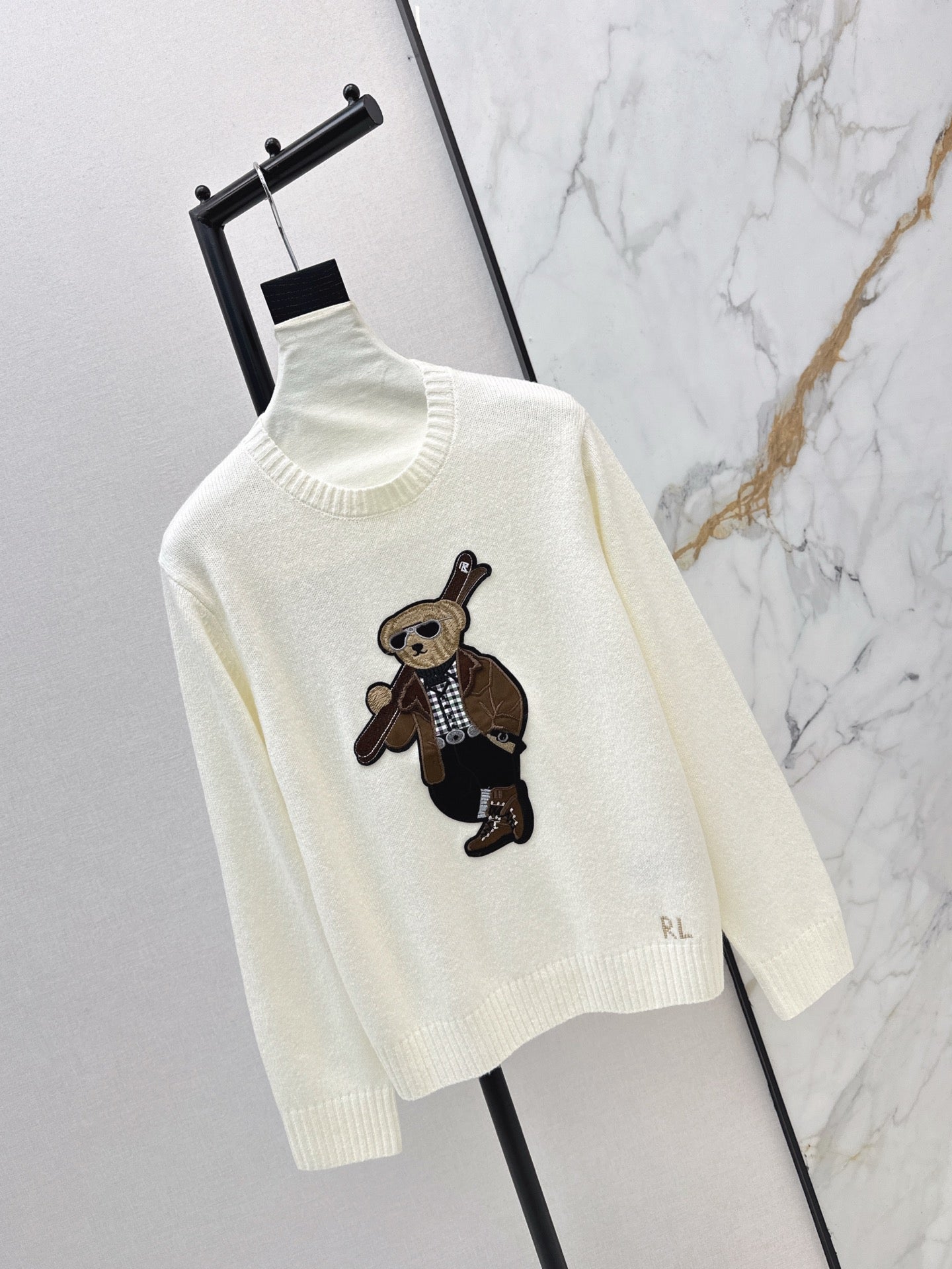 Ral NEW Embroidered sweater