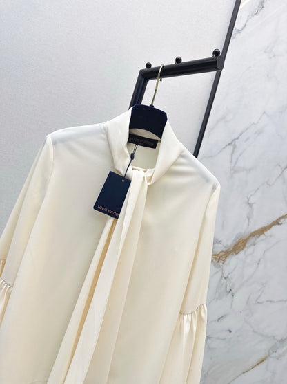 Louis NEW ribbon flare sleeve shirt