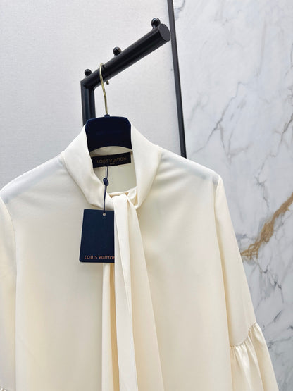 Louis NEW ribbon flare sleeve shirt