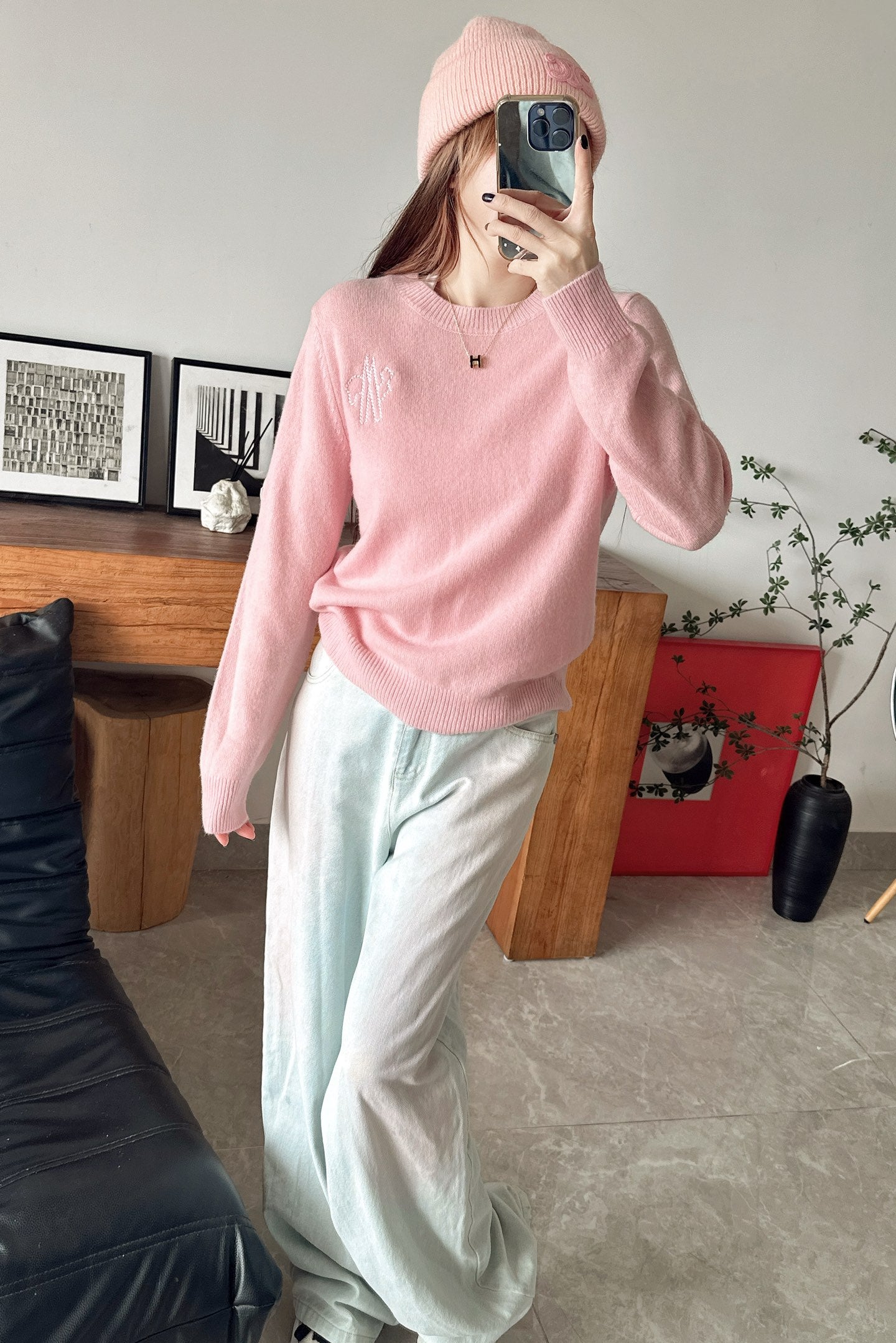 Monc NEW Crew neck sweater