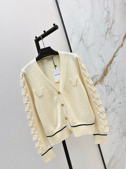 Va1 NEW knitted cardigan