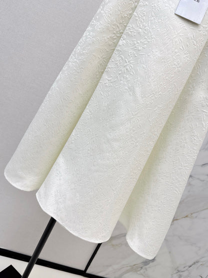 CD NEW big hem skirt