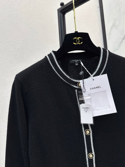 Chan NEW knitted cardigan