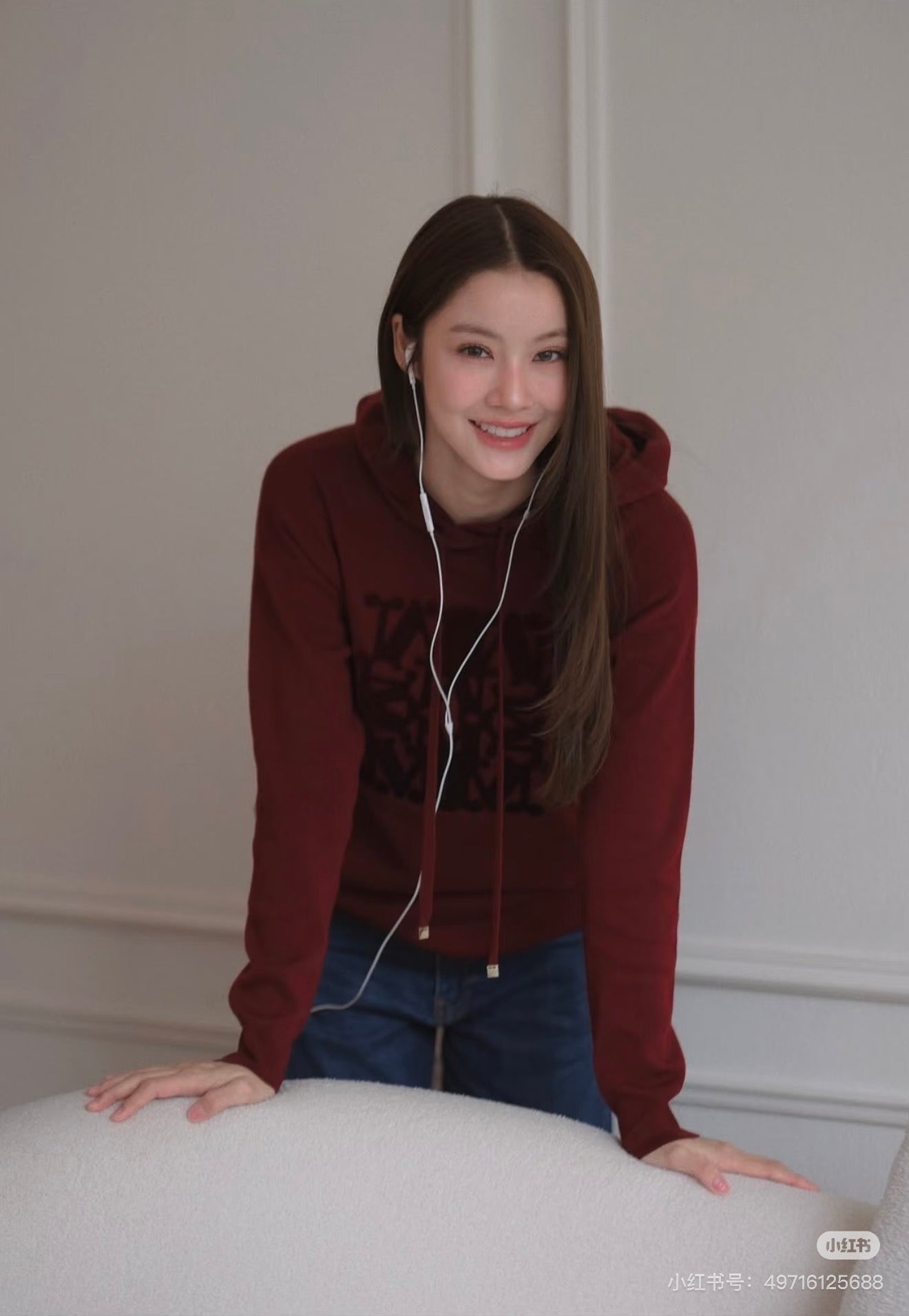 Max NEW hooded sweater