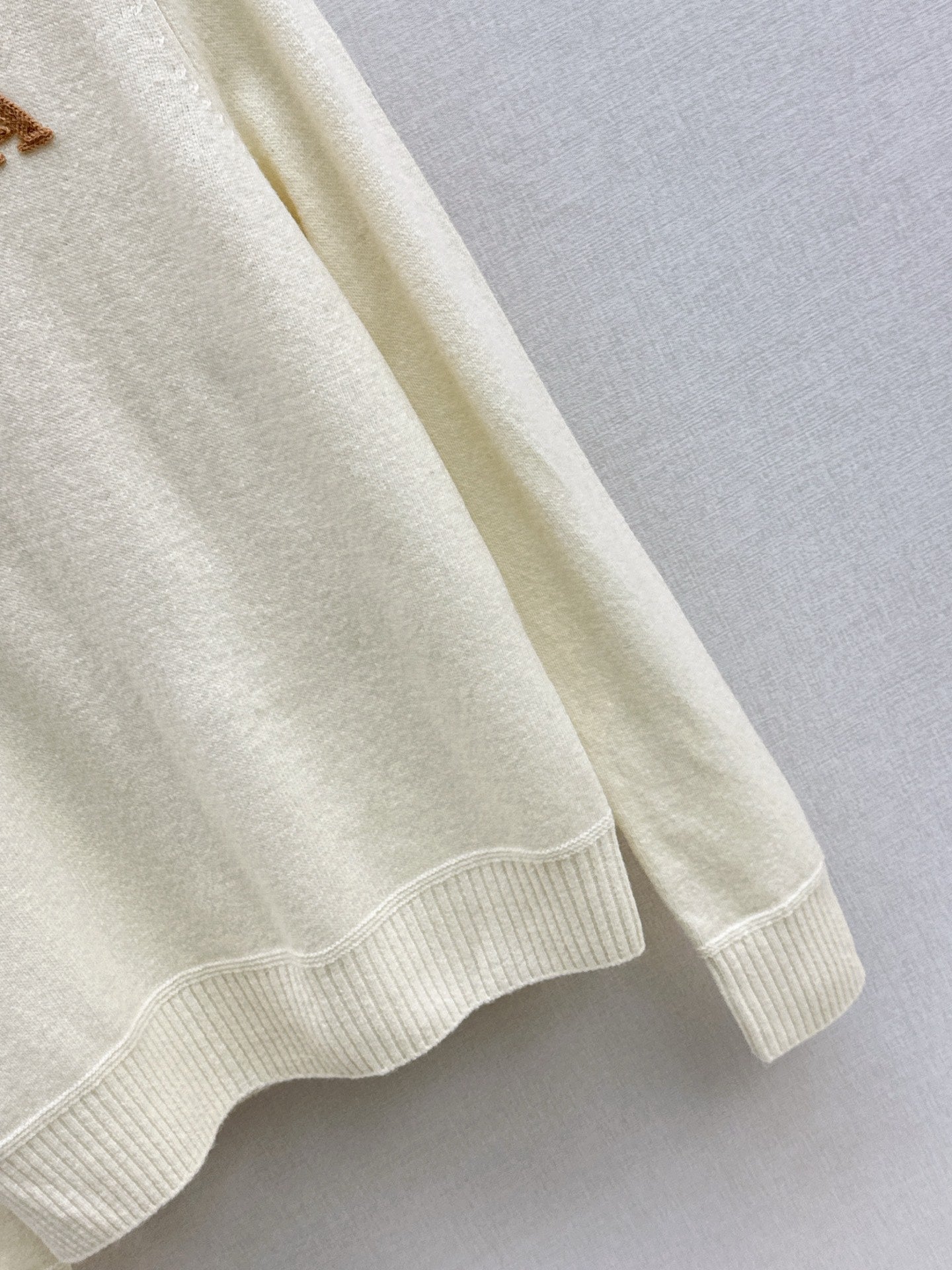 Pra NEW knitted sweater