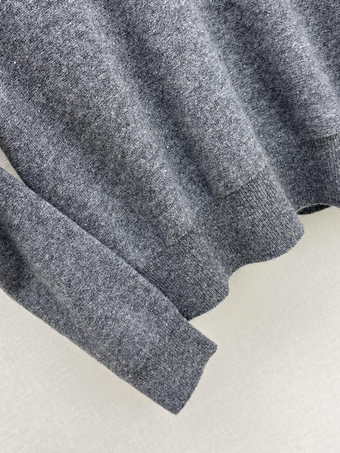 Es NEW Lace wool sweater