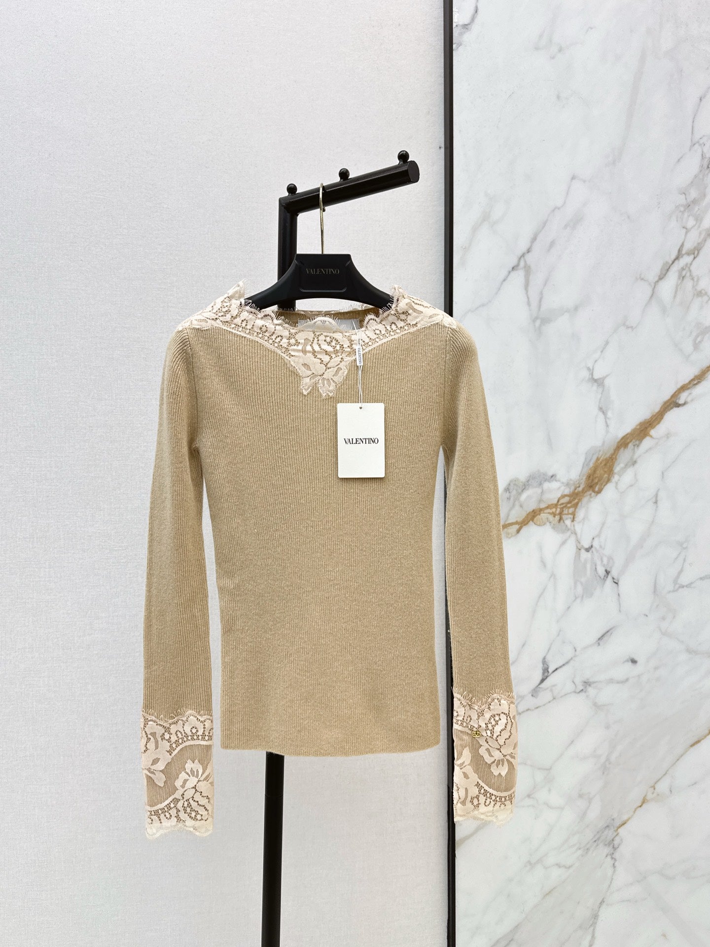 Va1en NEW Lace Knitwear