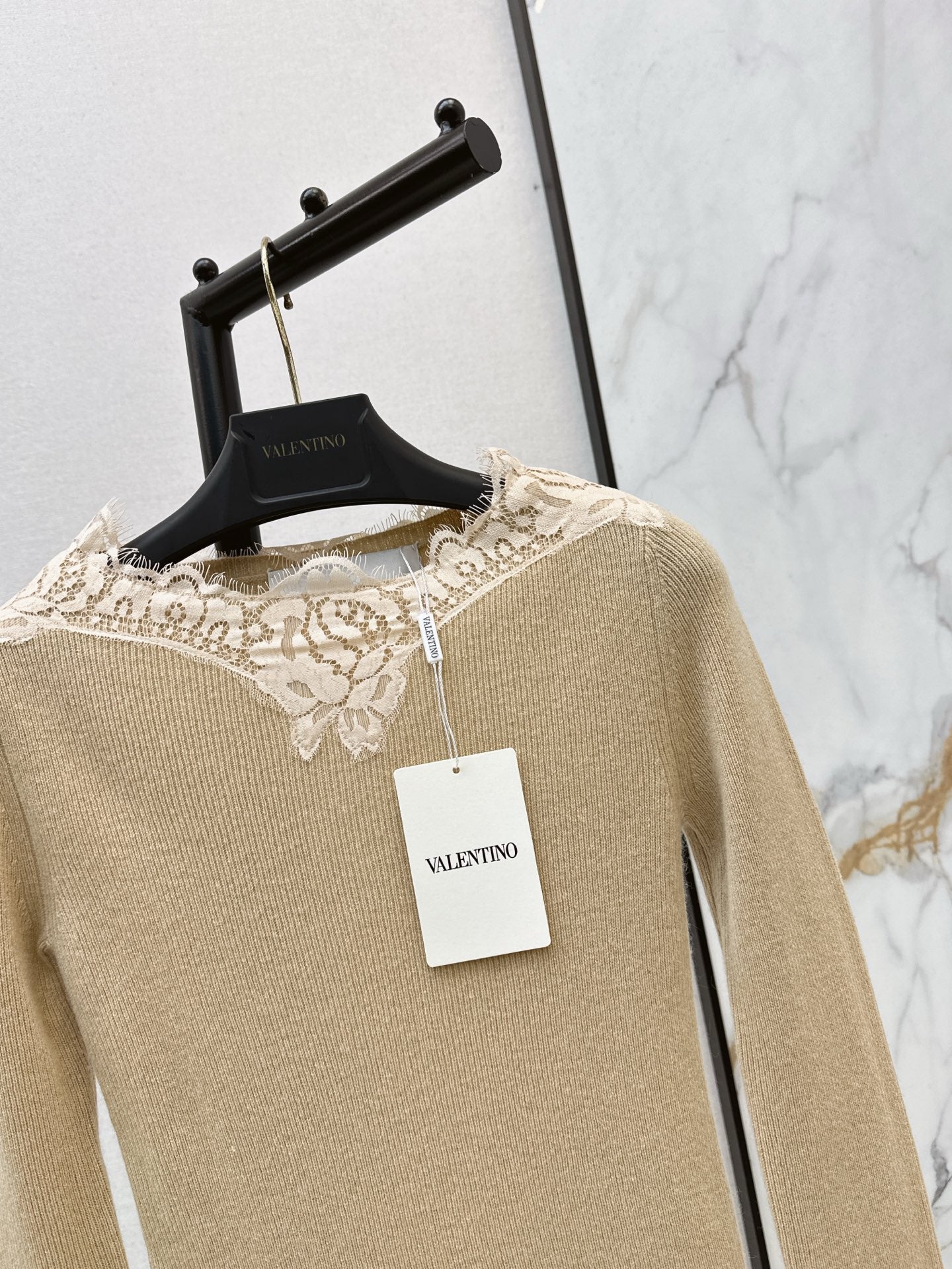 Va1en NEW Lace Knitwear