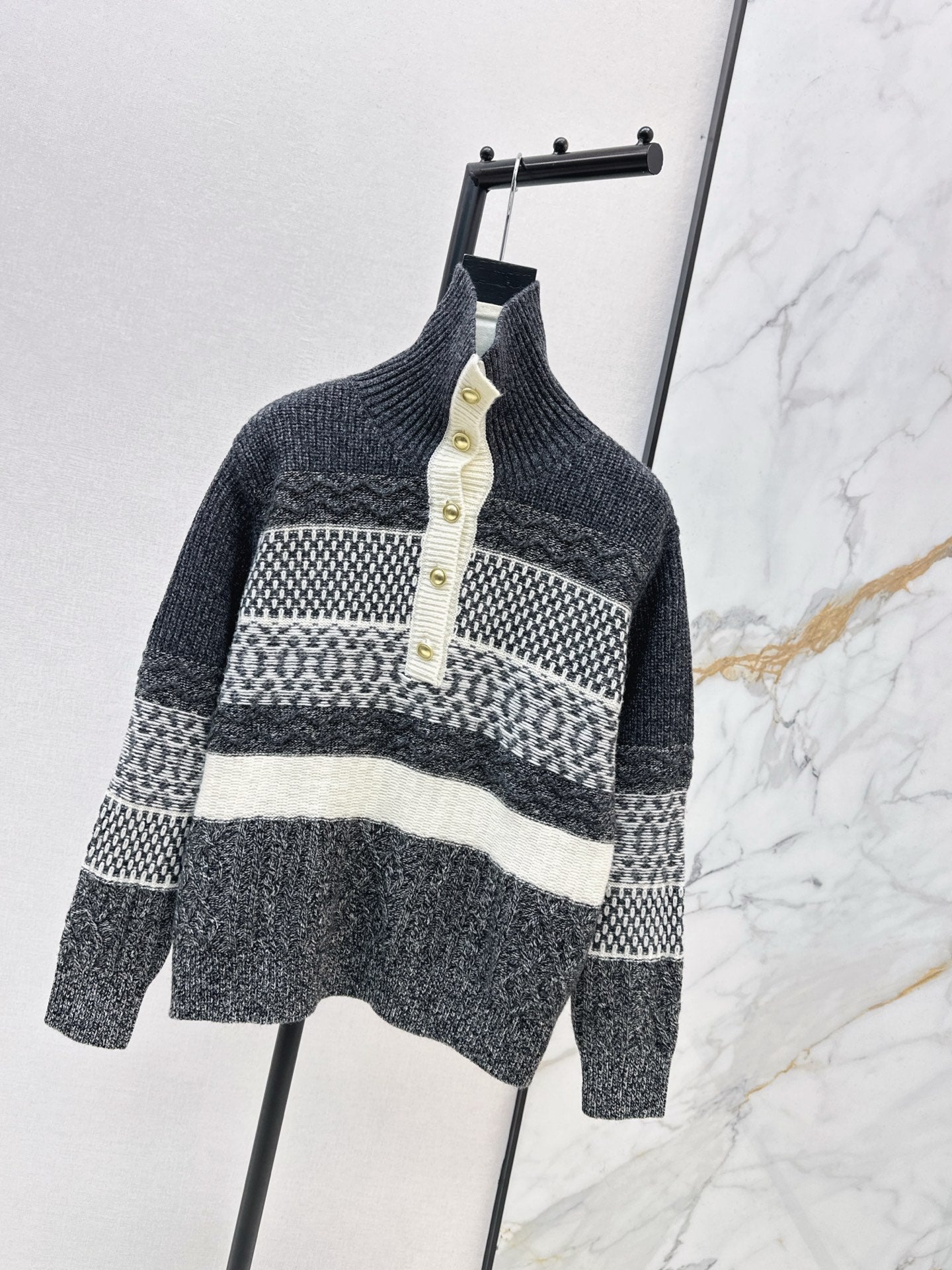 Loro NEW striped sweater