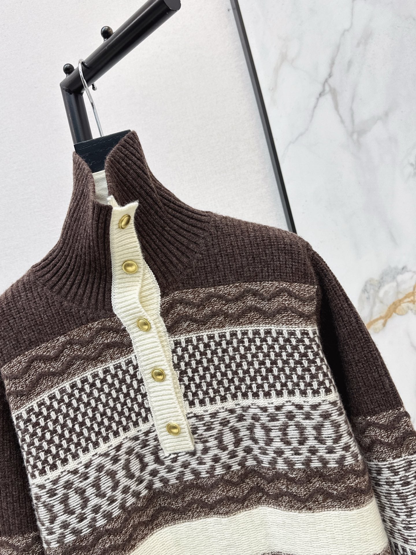 Loro NEW striped sweater