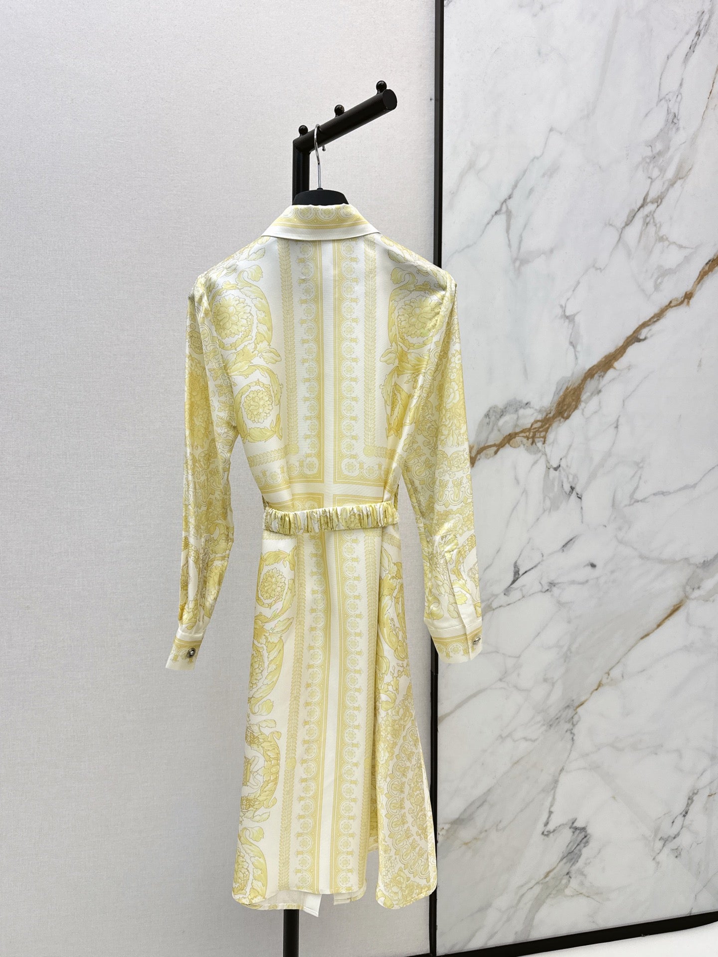 Ver NEW Printed silk dress