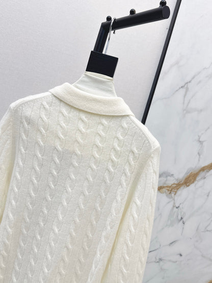 Ra1 NEW knitted sweater