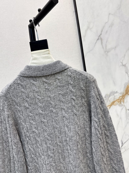 Ra1 NEW knitted sweater