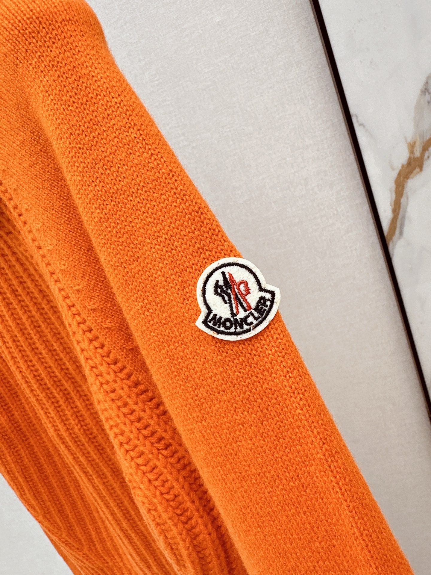 Monc NEW knitted sweater