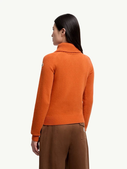 Monc NEW knitted sweater