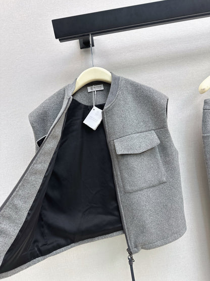 Brun NEW woolen vest