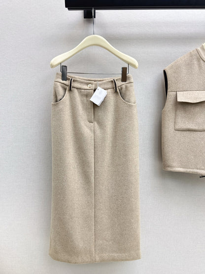 Brun NEW woolen skirt