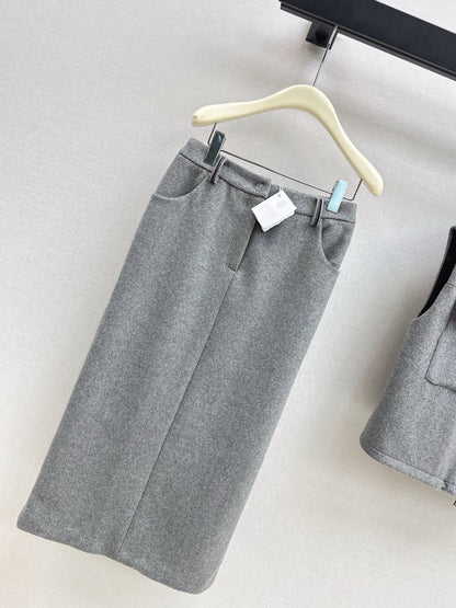 Brun NEW woolen skirt