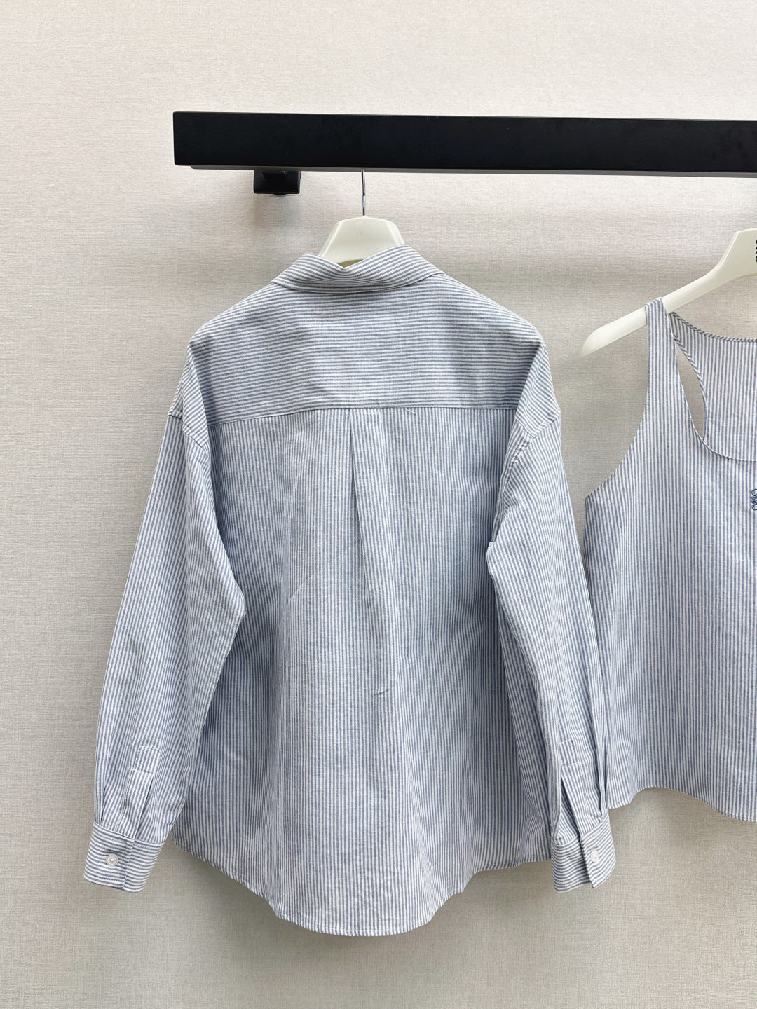 Loe NEW Striped vest  shirt set