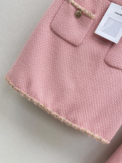 Chan NEW Tweed skirt