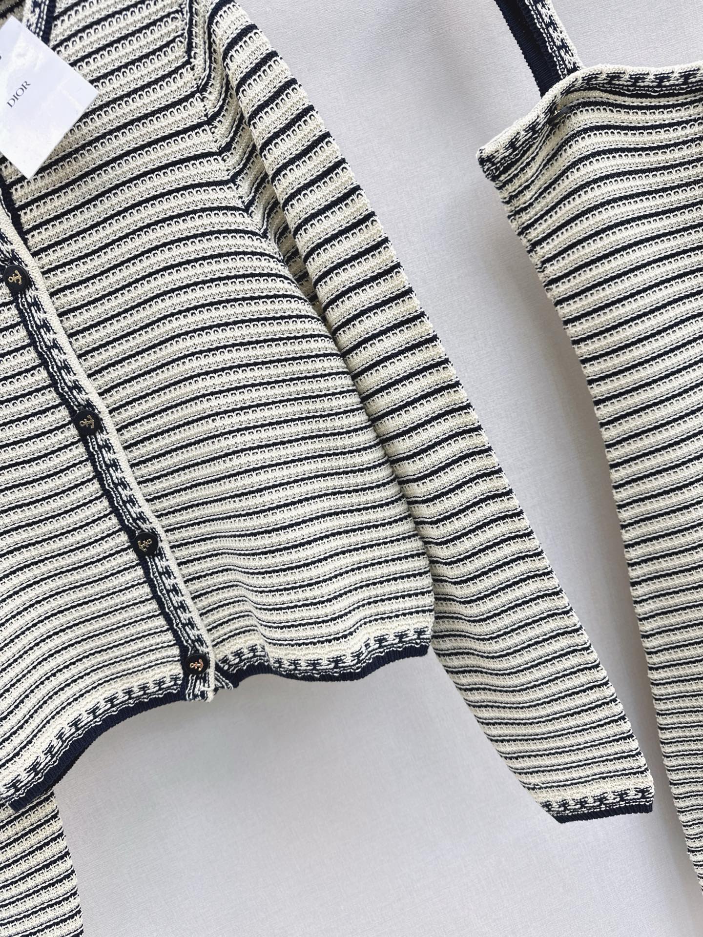 CD NEW striped cardigan
