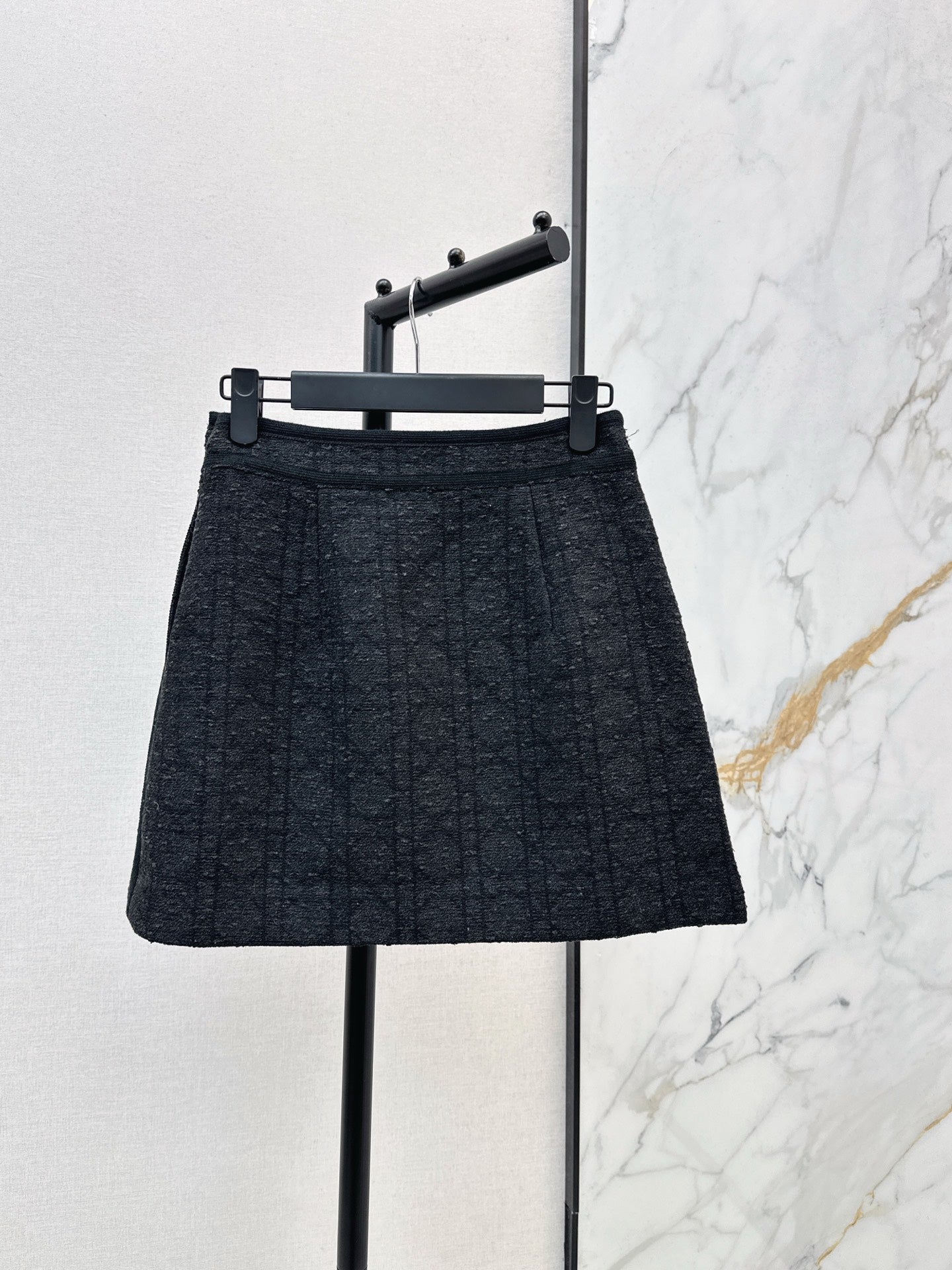 CD NEW woven skirt