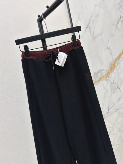 Brun NEW Straight pants