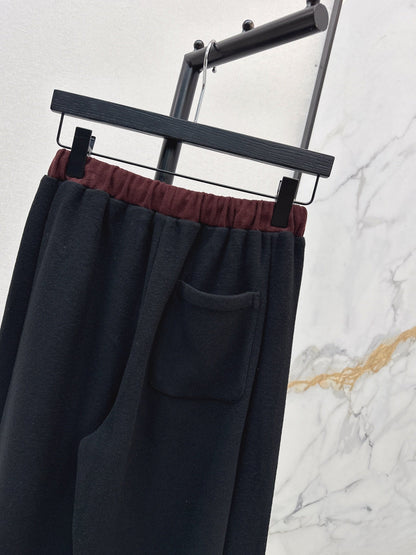 Brun NEW Straight pants