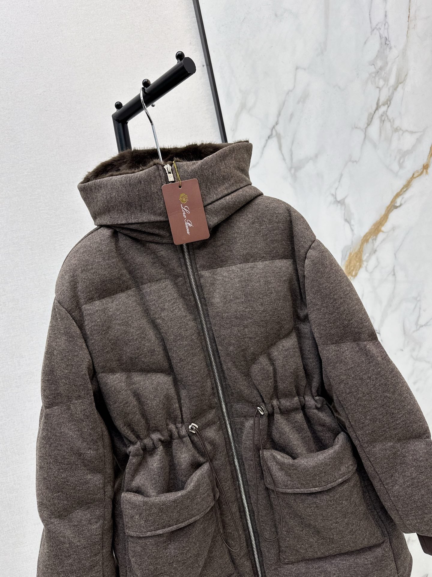 Loro NEW down jacket