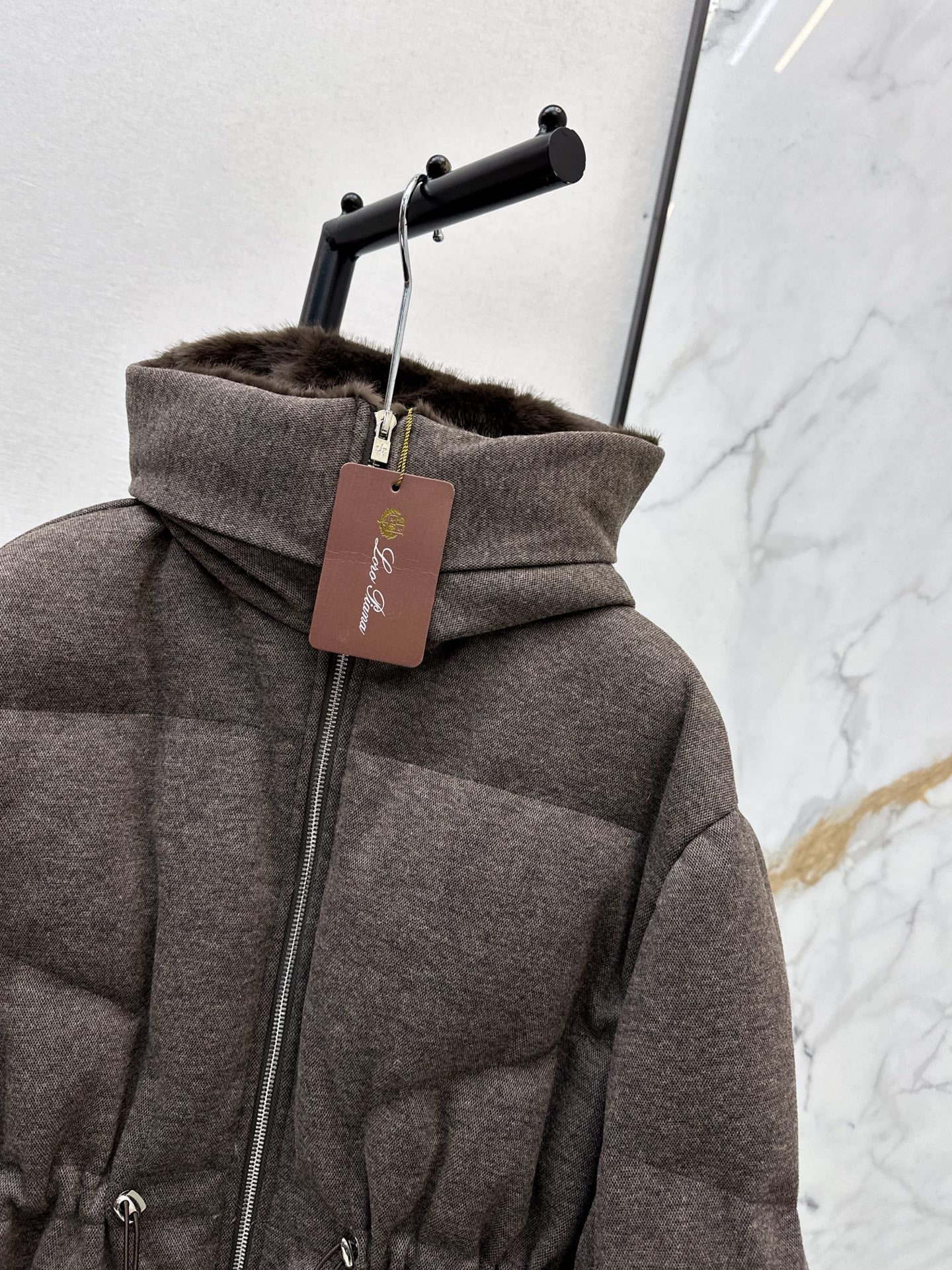 Loro NEW down jacket