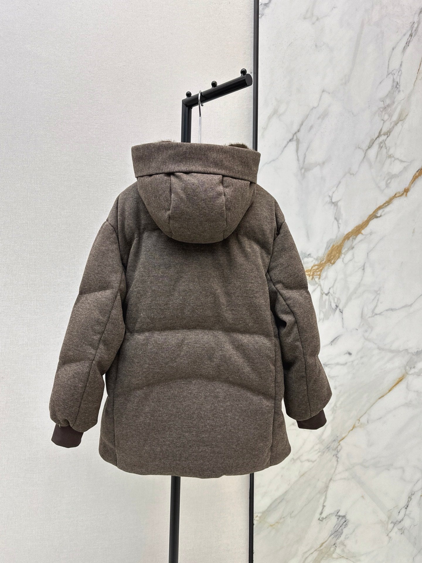 Loro NEW down jacket