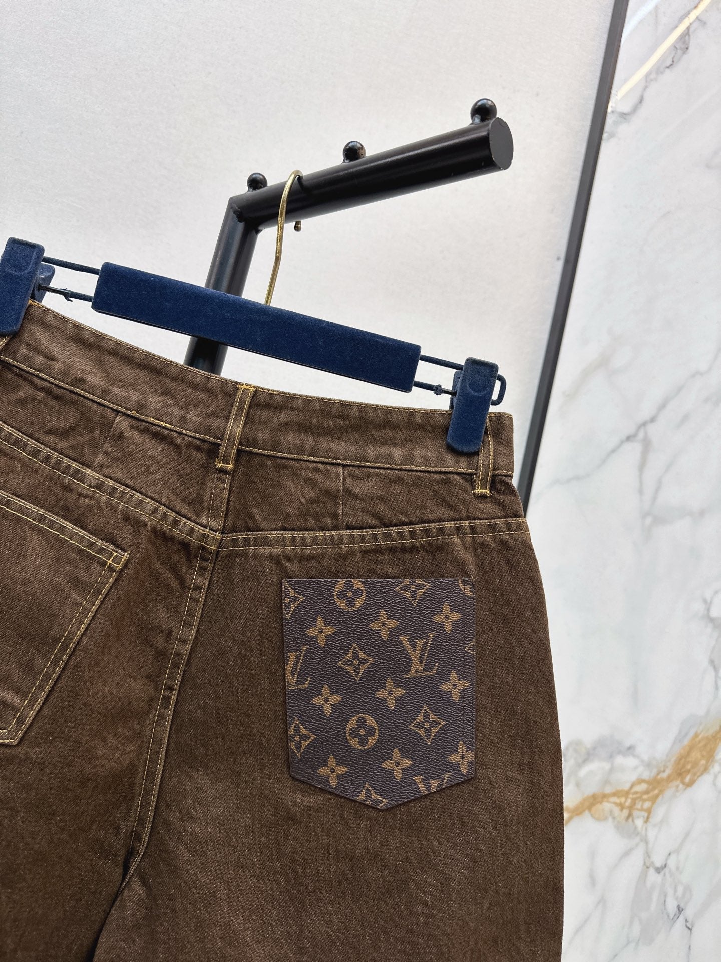 Louis NEW denim shorts