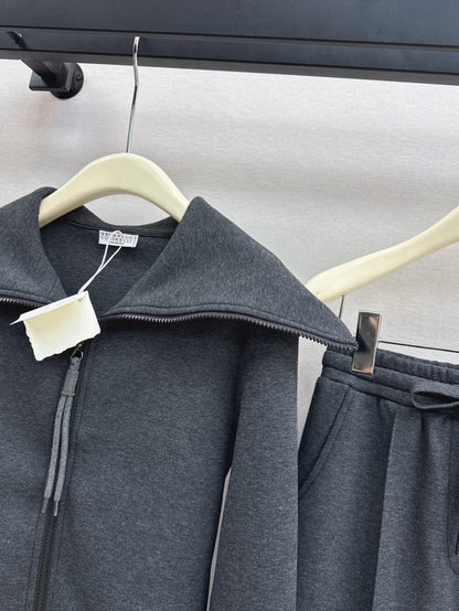 Brun NEW casual suit