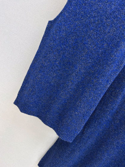 Loro NEW knitted suit