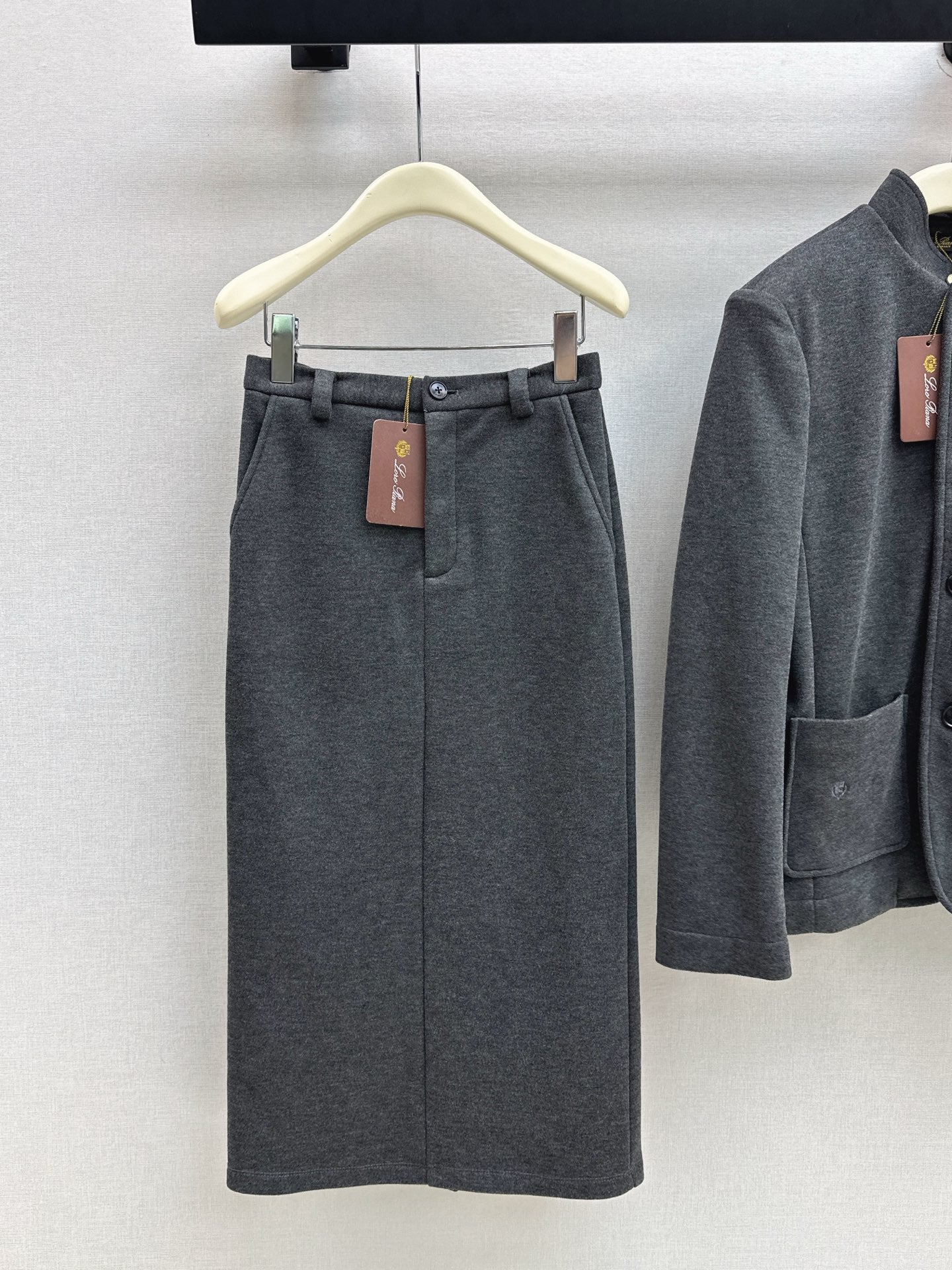 Loro NEW jacket skirt set