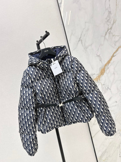 CD NEW Hooded down jacket