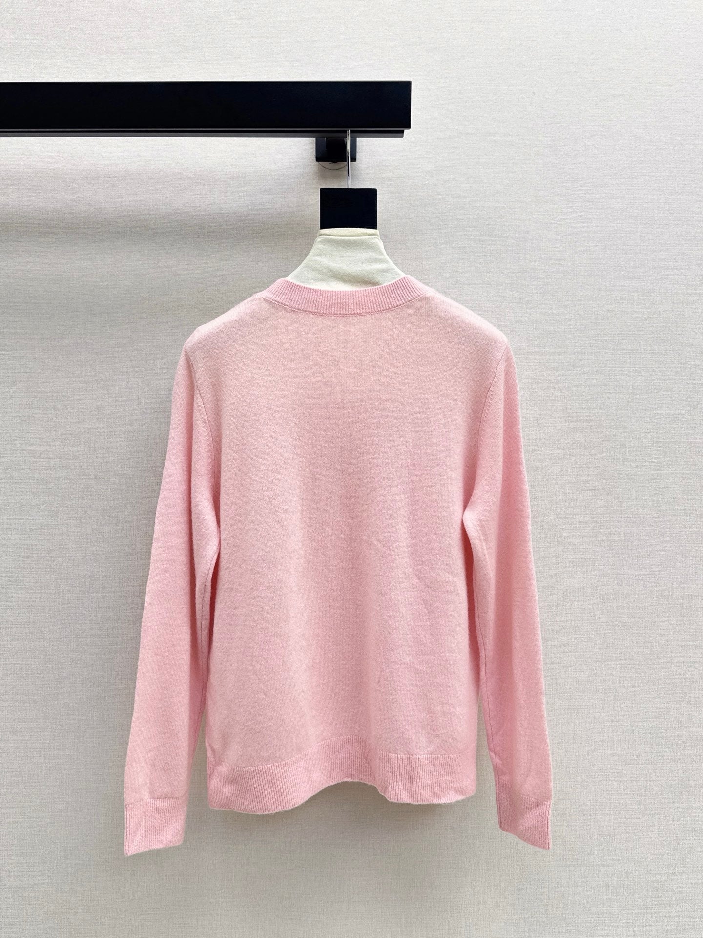 Loe NEW Embroidered sweater