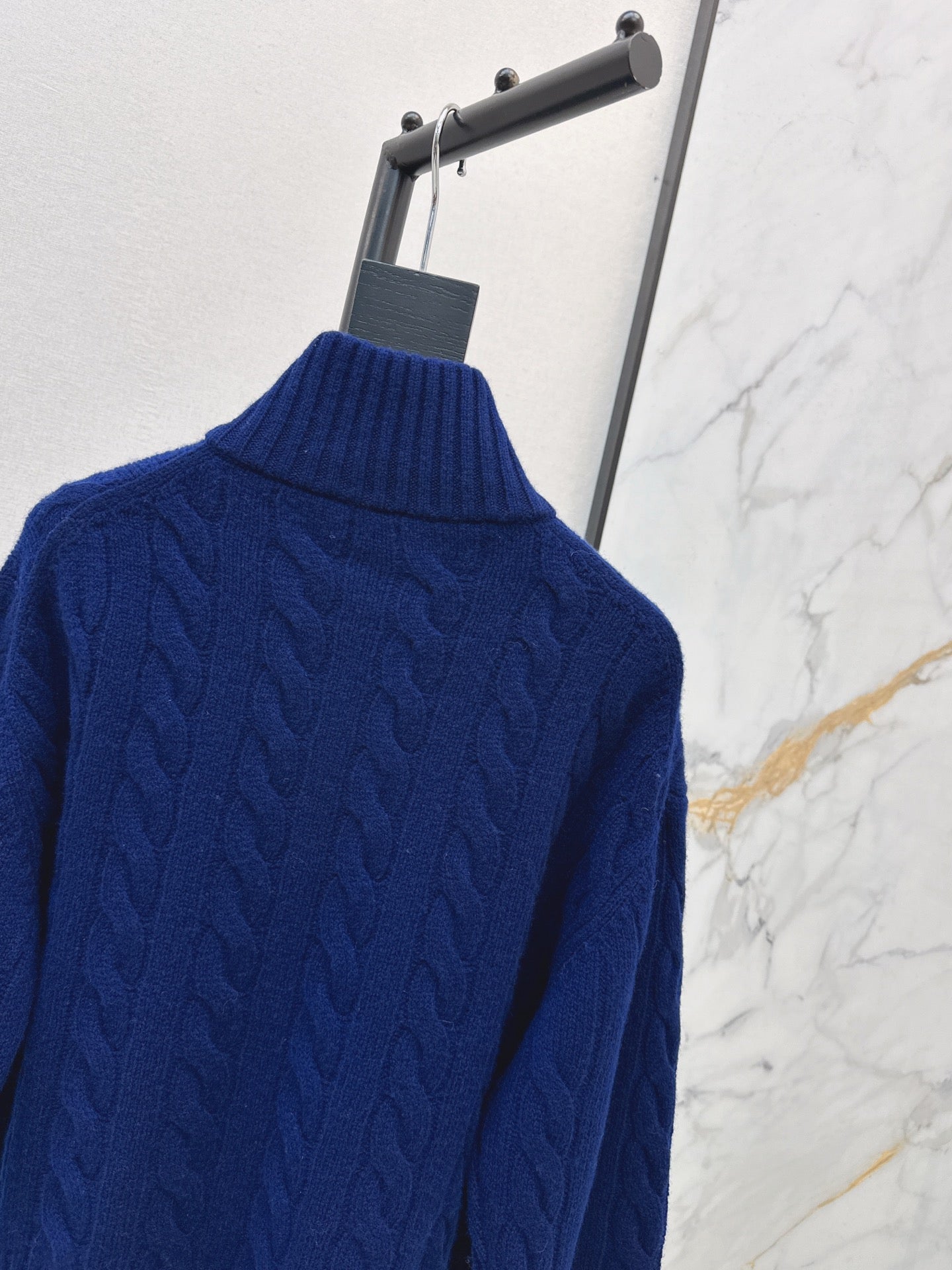 Ral NEW cashmere sweater