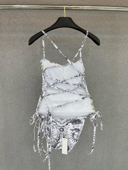 New style L swimsuit