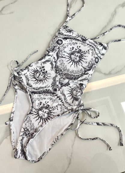 New style L swimsuit