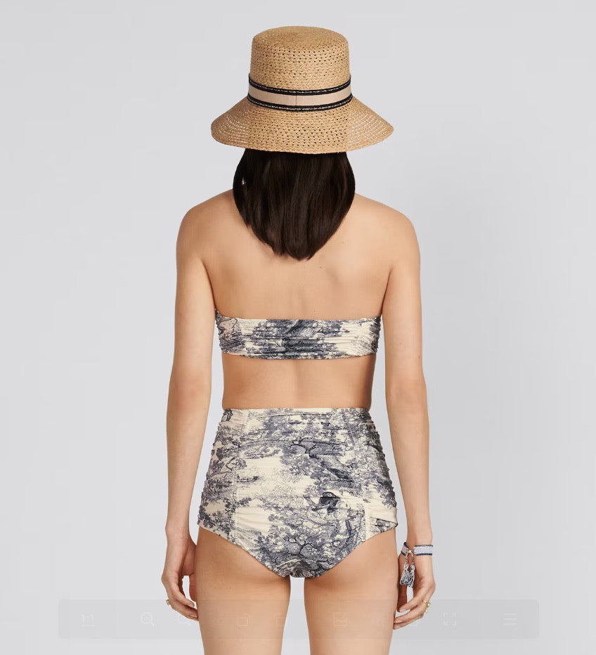 New style L swimsuit