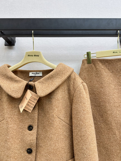 Miu NEW woolen suit