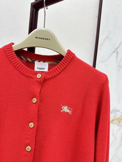 Bur NEW knitted cardigan