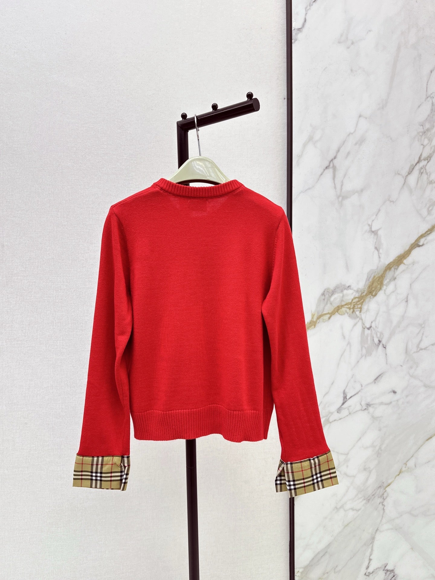 Bur NEW knitted cardigan