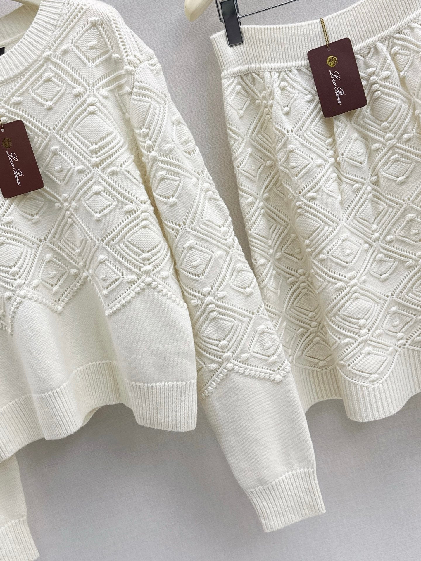 Loro NEW Jacquard sweater  skirt suit